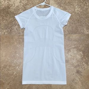 Lululemon shirt